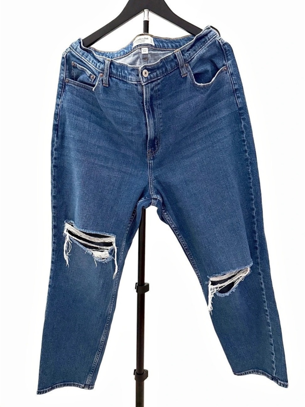 Abercrombie & Fitch The Ankle Straight Ultra High Rise Distressed Straight Leg